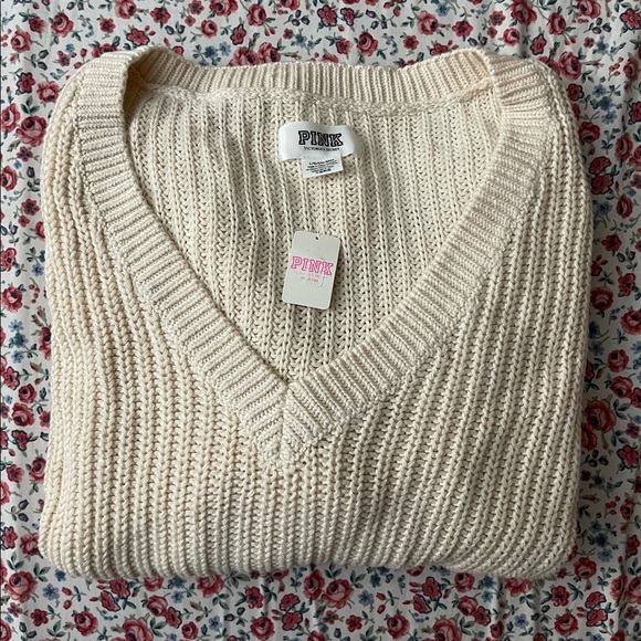 Victoria’s Secret Pink Sweater - Picture 2 of 4